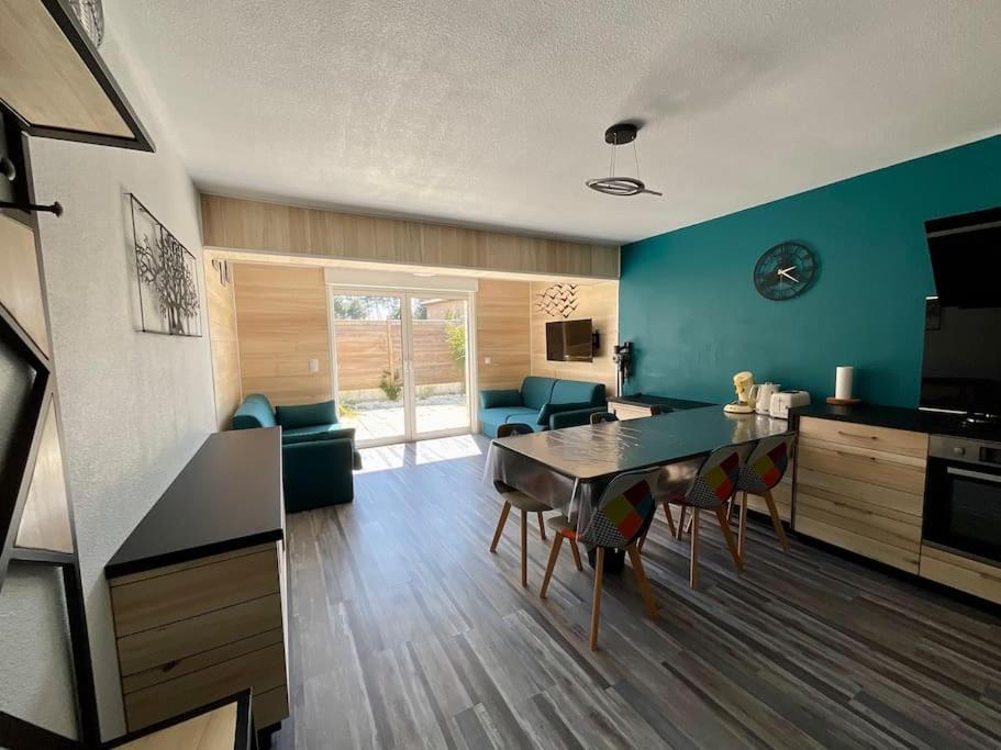 Holiday home La Azur - Chaleureuse Maisonnette Avec Piscine Partagee *