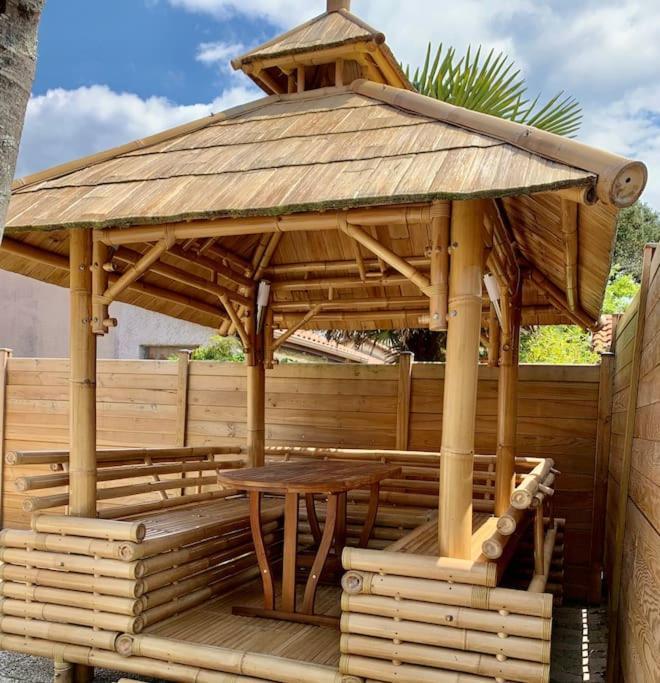 La Azur - Chaleureuse Maisonnette Avec Piscine Partagee Capbreton